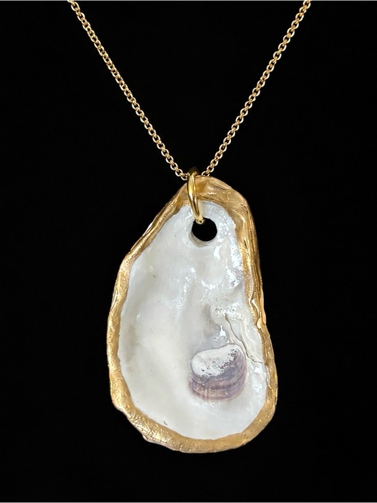 Freedom Clasp Jewelry - Hand-Painted Gilded Oyster Shell Necklace | Adjustable chain and Freedom Clasp